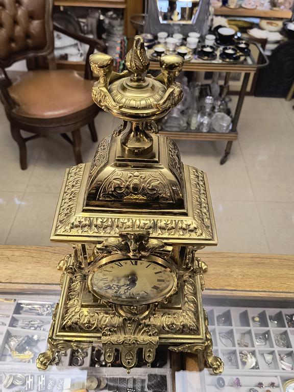 Mosiężny zegar kominkowy