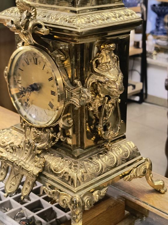 Mosiężny zegar kominkowy