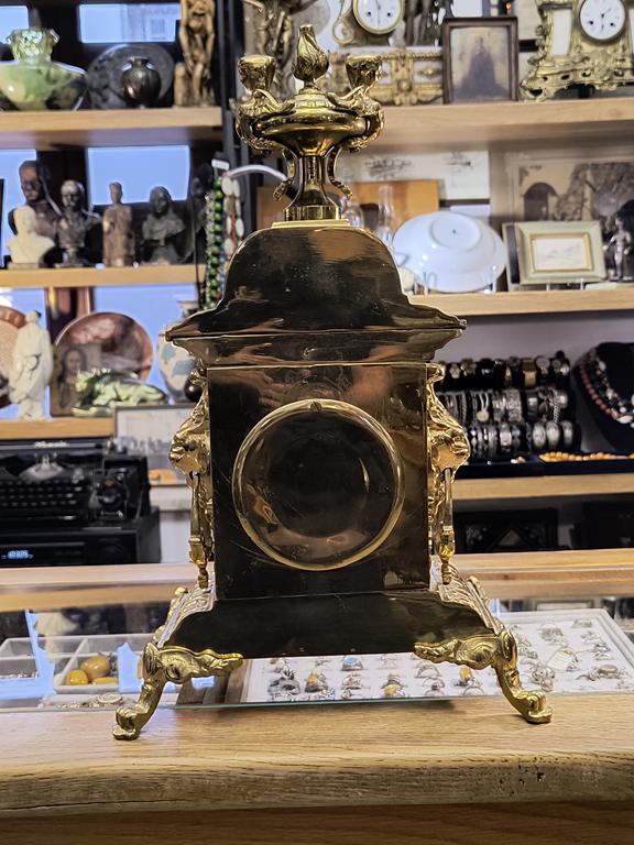 Mosiężny zegar kominkowy
