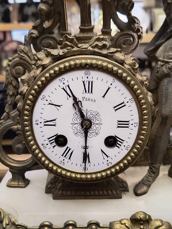 Zegar kominkowy figuralny - Francja