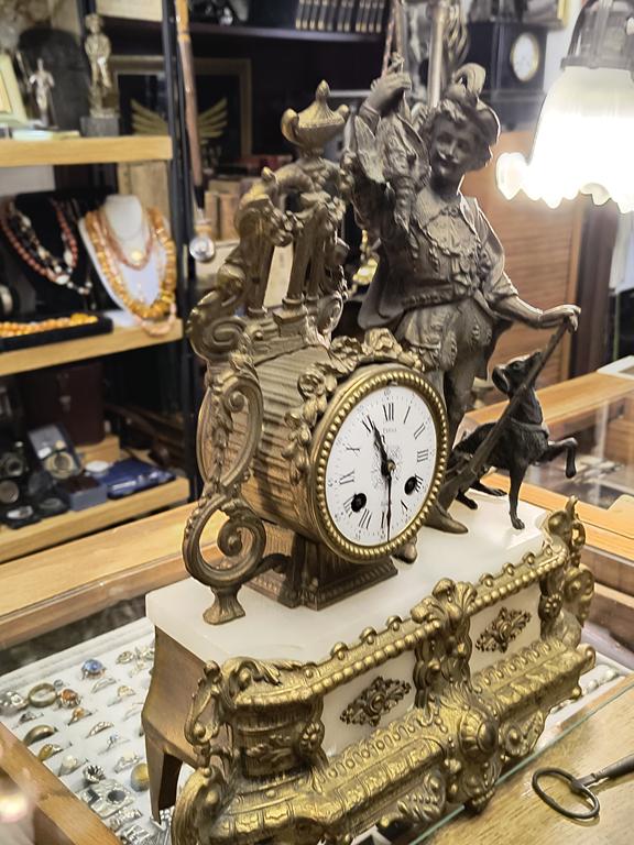 Zegar kominkowy figuralny - Francja