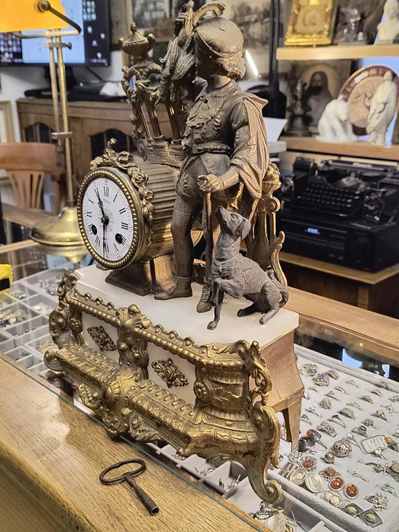 Zegar kominkowy figuralny - Francja