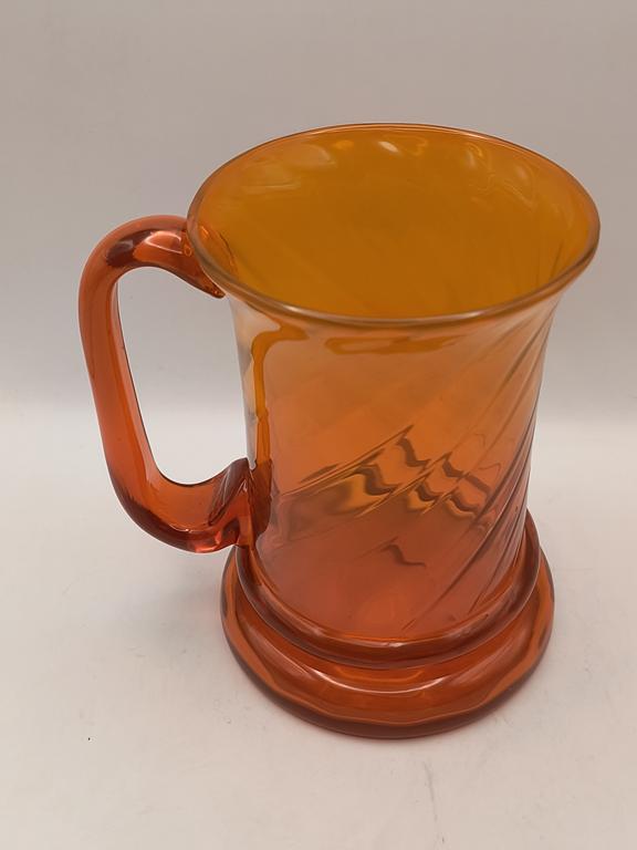 Kufel ze szkła, Ząbkowice