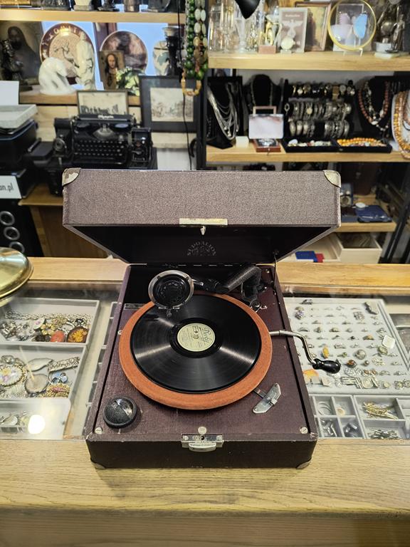 Stary patefon Supralion