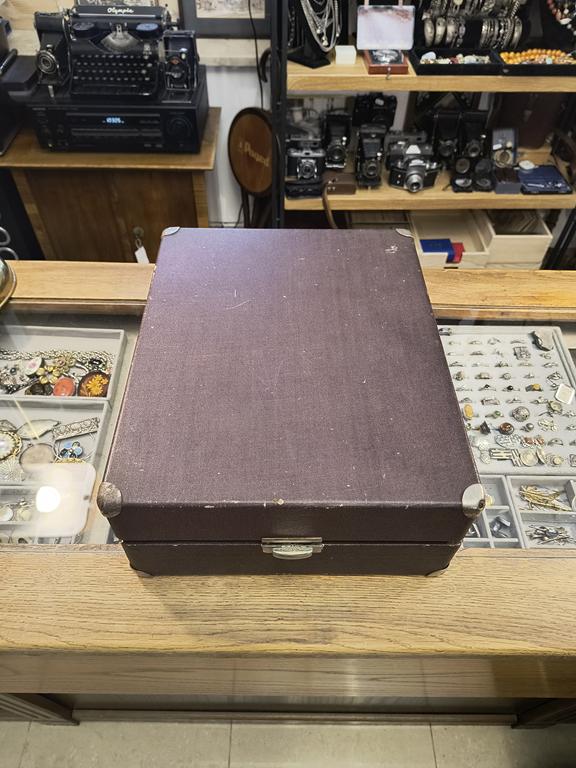 Stary patefon Supralion