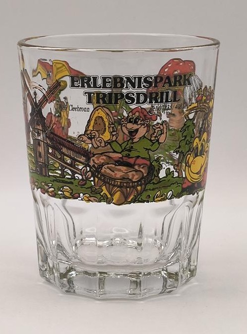 Szklany kubek z motywem bajkowym