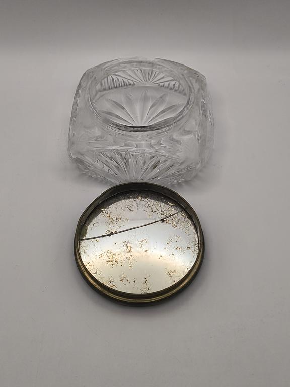 Kryształowe puzderko - szkatułka