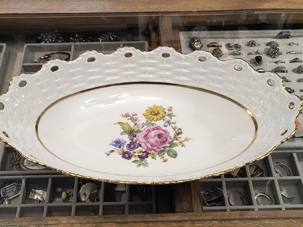 Patera-misa porcelanowa z motywem kwiatowym  - Pirken-hammer, Czechy