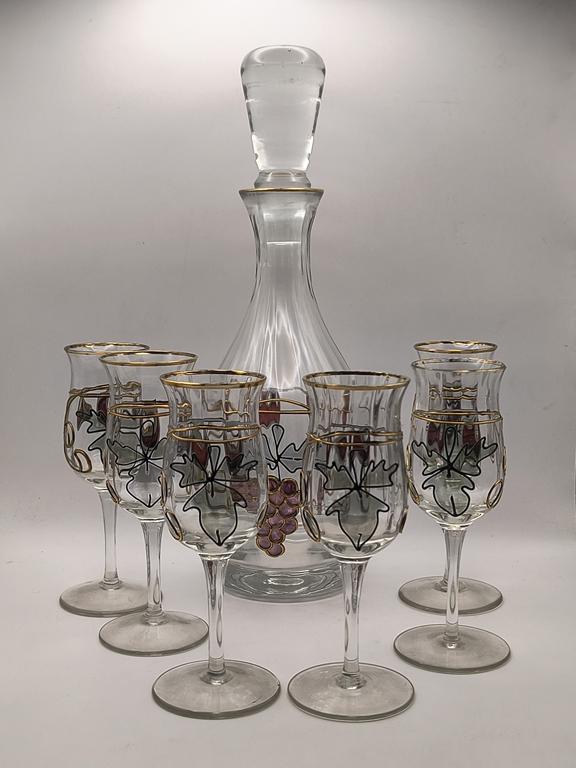 Zestaw szklany: karafka z 6 kieliszkami