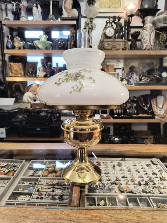 Lampa naftowa - Kosmos Brenner - klosz szklany z motywem kwiatowym