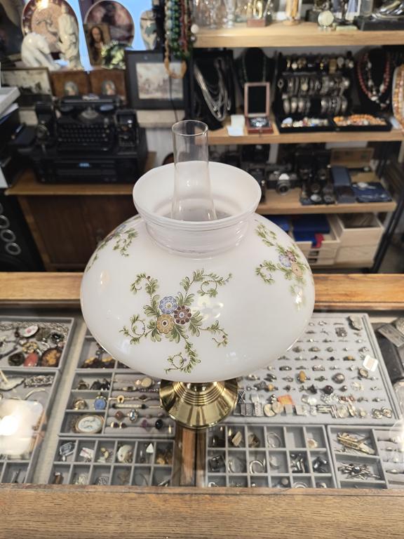 Lampa naftowa - Kosmos Brenner - klosz szklany z motywem kwiatowym