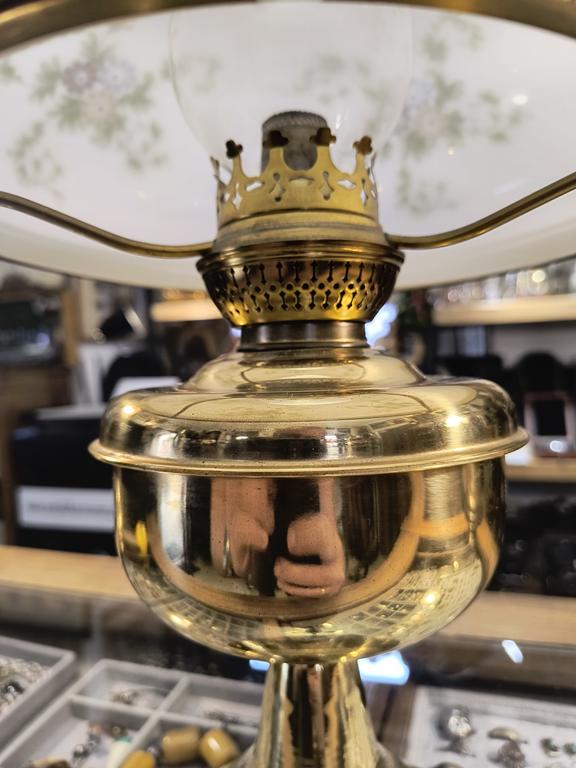 Lampa naftowa - Kosmos Brenner - klosz szklany z motywem kwiatowym