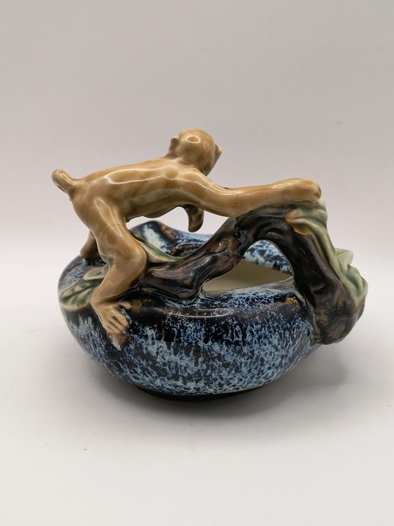 Popielnica ceramiczna z figurką małpki - Majolika