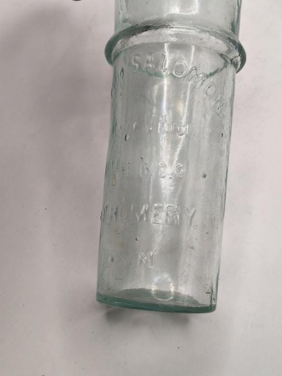 Stary pojemnik apteczny