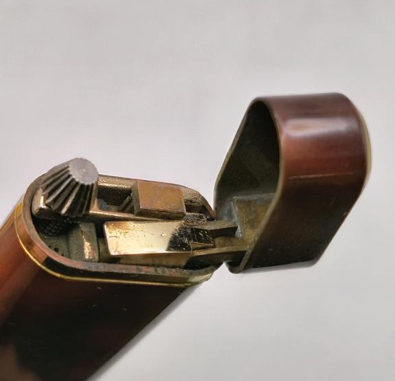 Zapalniczka CARTIER - Paris