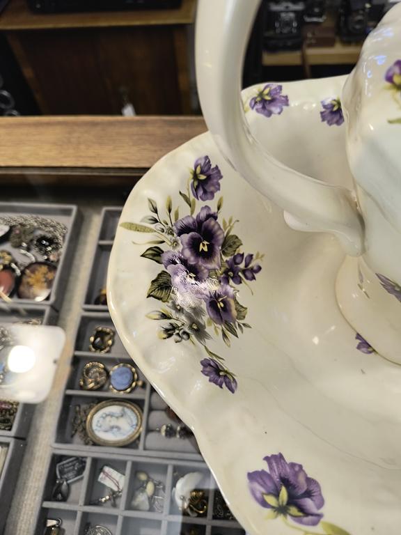 Zestaw toaletowy porcelanowy - Ironstone Staffordshire England, XIX-XX w.