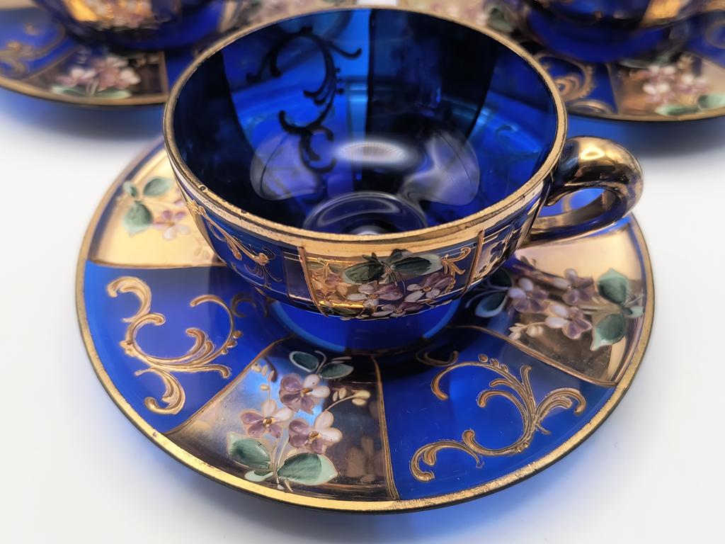 Zestaw filiżanek szklanych kobaltowych, Bohemia