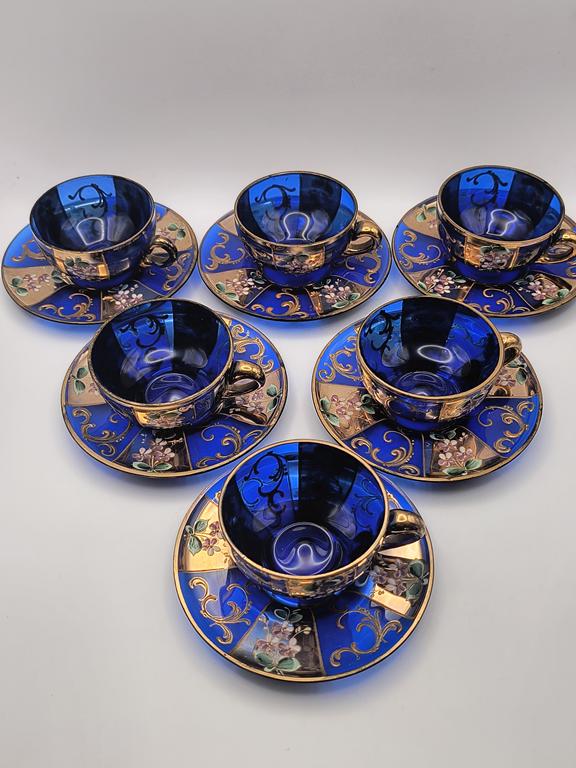 Zestaw filiżanek szklanych kobaltowych, Bohemia