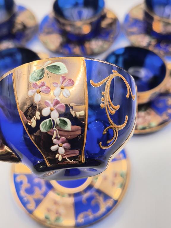 Zestaw filiżanek szklanych kobaltowych, Bohemia