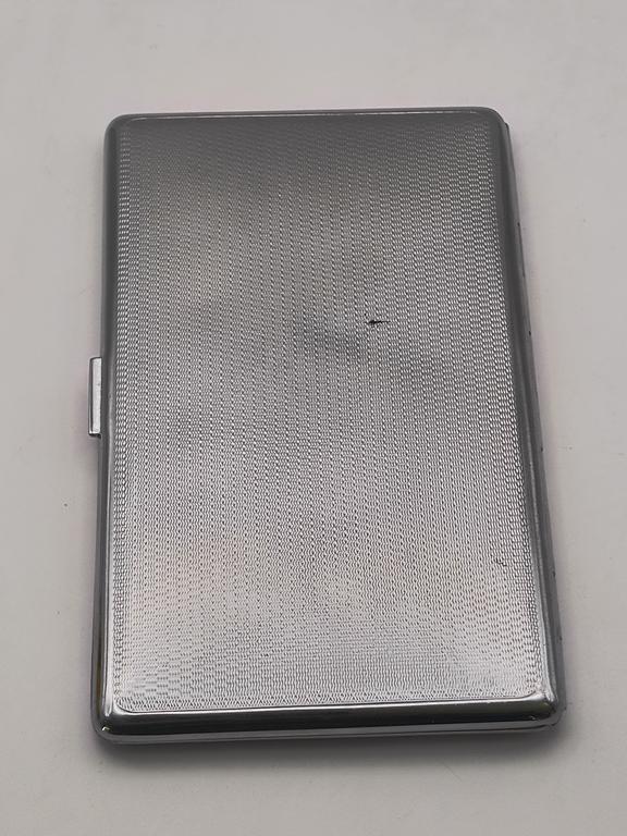 Papierośnica z monogramem