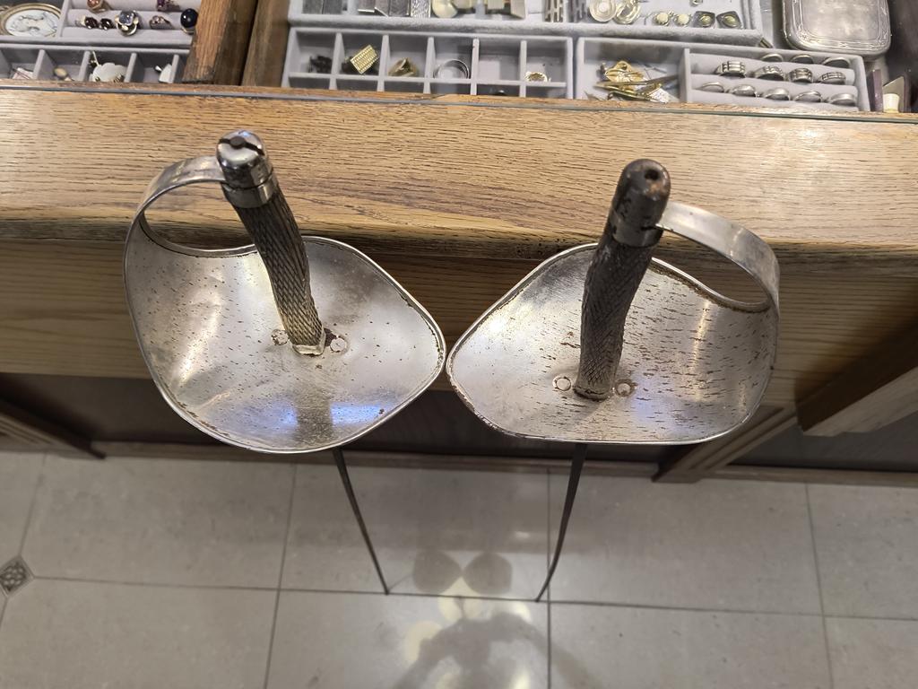 Zestaw do nauki szermierki: 2 florety/szpady