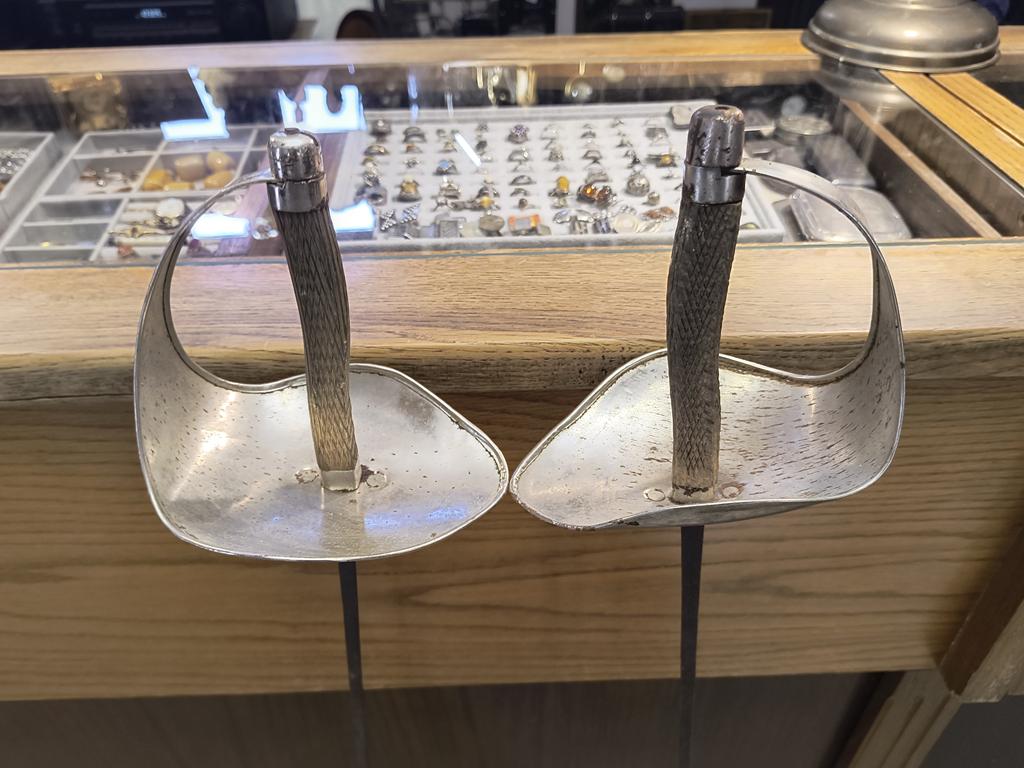 Zestaw do nauki szermierki: 2 florety/szpady