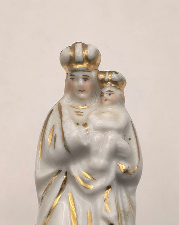 Stara figurka porcelanowa - Matka Boska z Dzieciątkiem