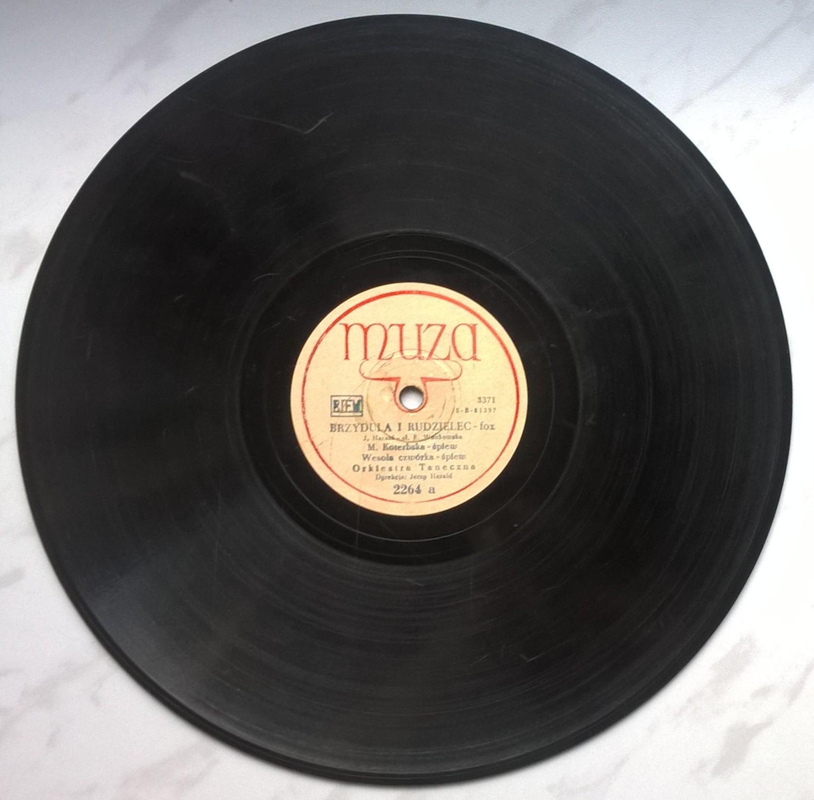 Płyta szelakowa Muza - fox: "Brzydula i rudzielec" Maria Koterbska oraz "Rozbawiony"