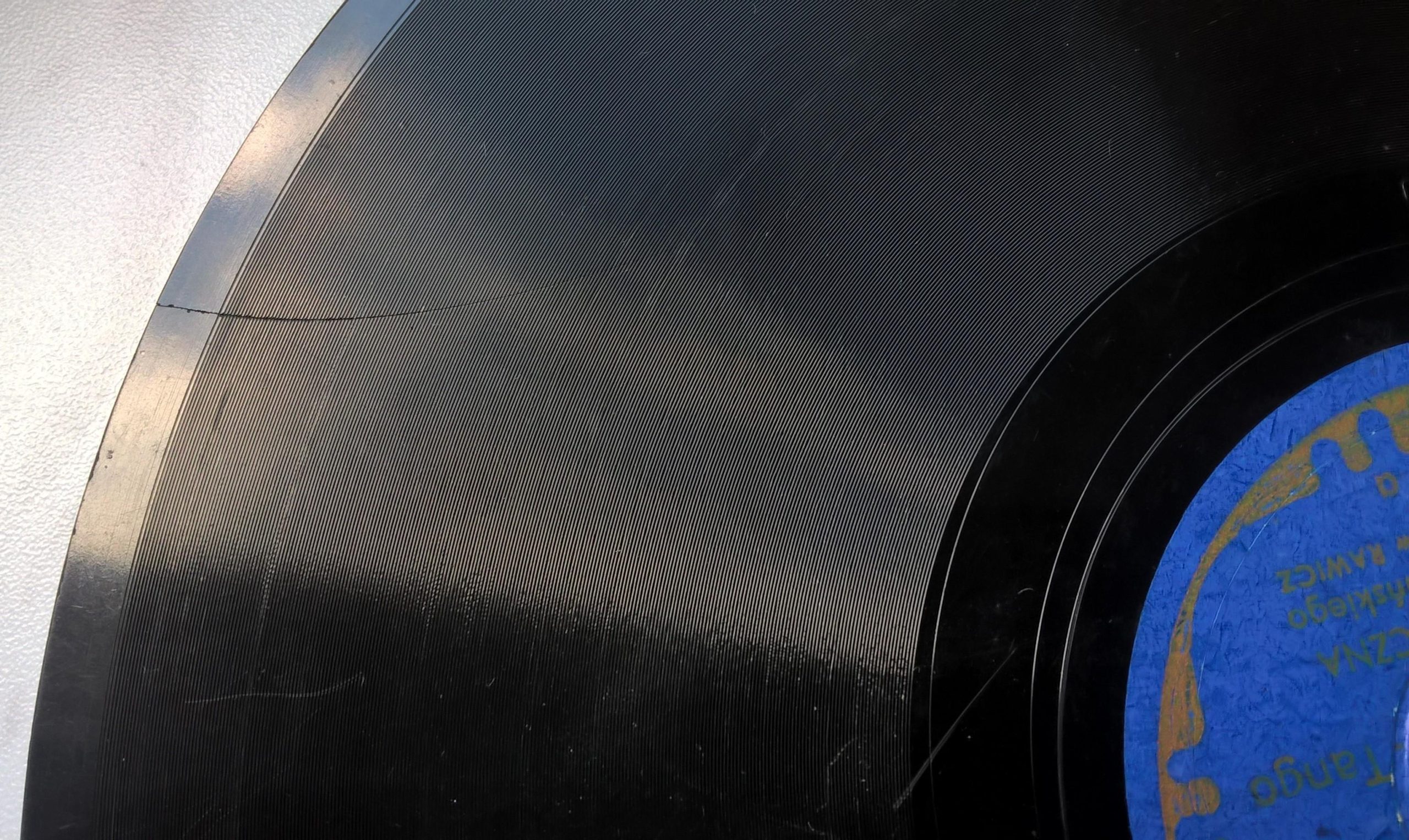 Płyta szelakowa Muza - tango: "Jak w tej piosence" oraz "Daj mi tę różę"