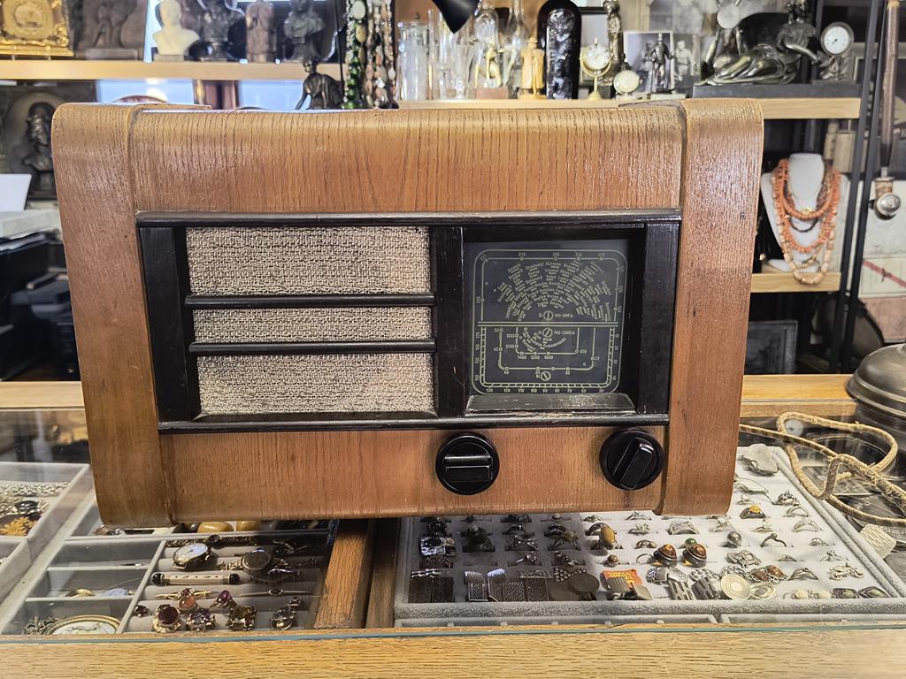 Radio lampowe Pionier U