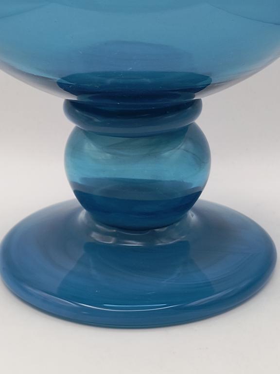 Wazon-kielich niebieski - Krakowski Instytut Szkła