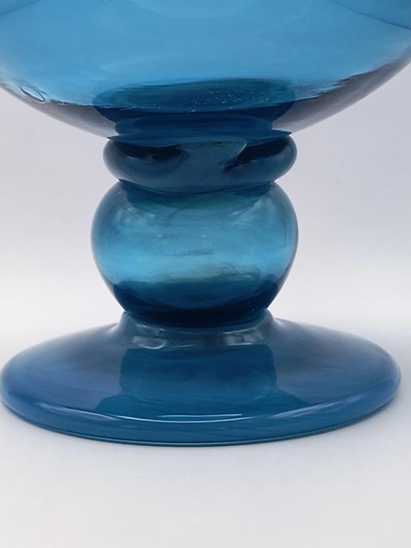 Wazon-kielich niebieski - Krakowski Instytut Szkła