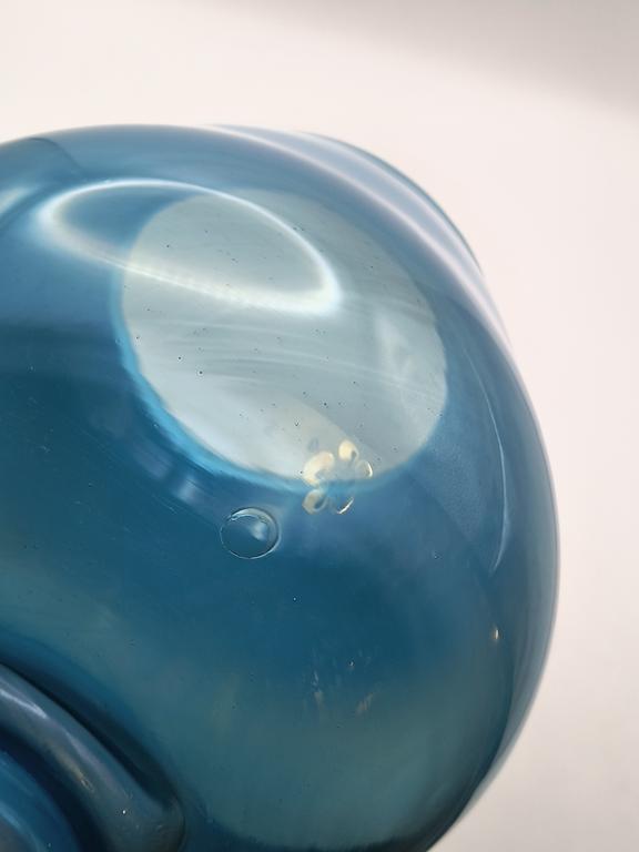 Wazon-kielich niebieski - Krakowski Instytut Szkła