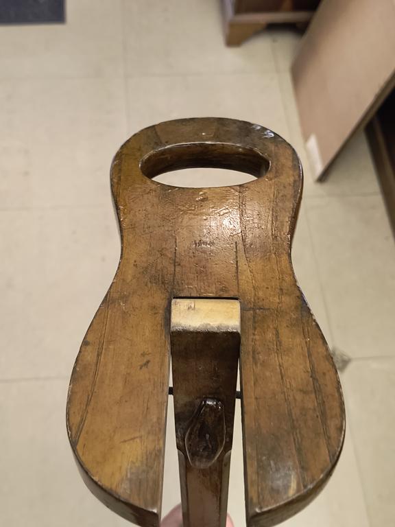 Taboret-laska drewniana