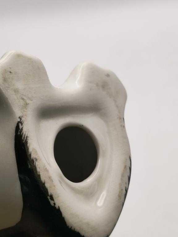 Figurka porcelanowa - pingwin