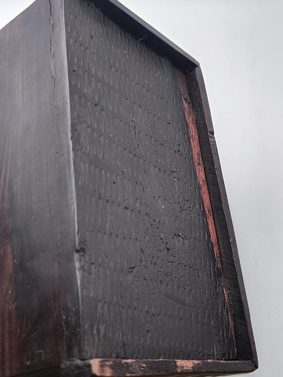 Szkatułka z drewna hebanowego, Afryka