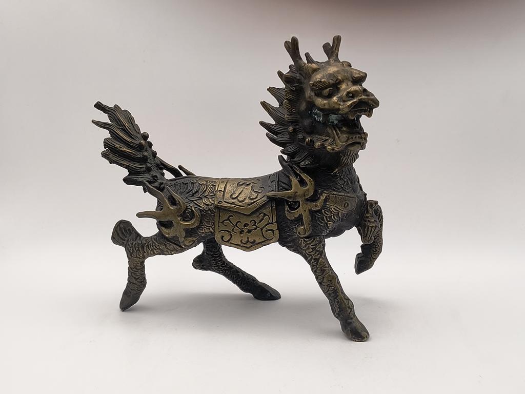 Figurka Qilina - mitologia chińska