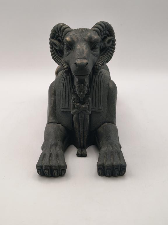 Figurka sfinksa z głową barana - świecznik, Egipt