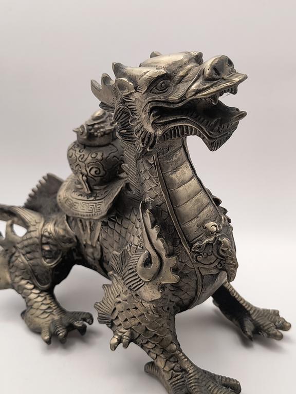 Duża figurka smoka - Chiny, XX w.