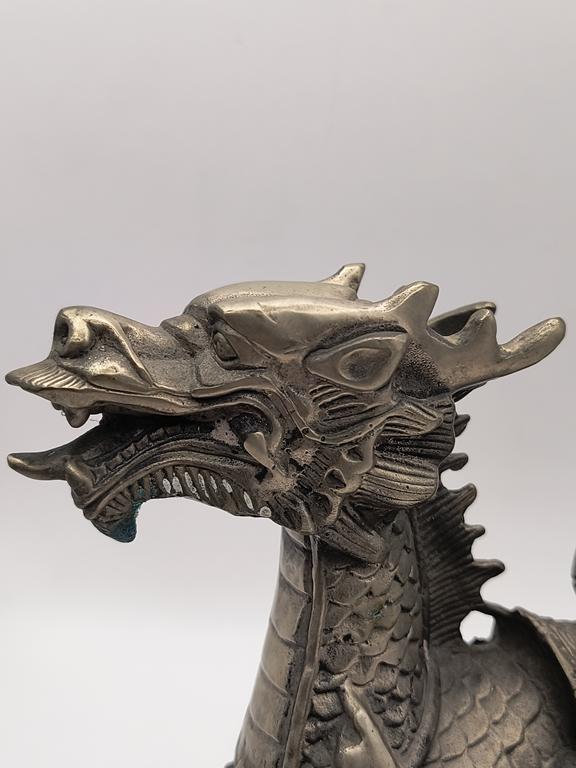 Duża figurka smoka - Chiny, XX w.