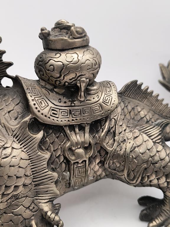 Duża figurka smoka - Chiny, XX w.