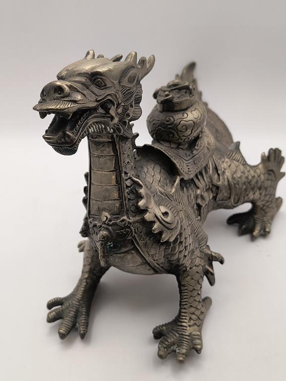 Duża figurka smoka - Chiny, XX w.