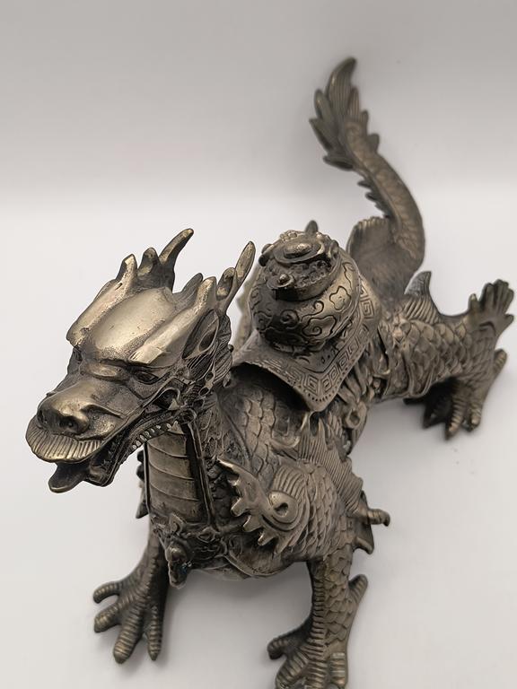 Duża figurka smoka - Chiny, XX w.