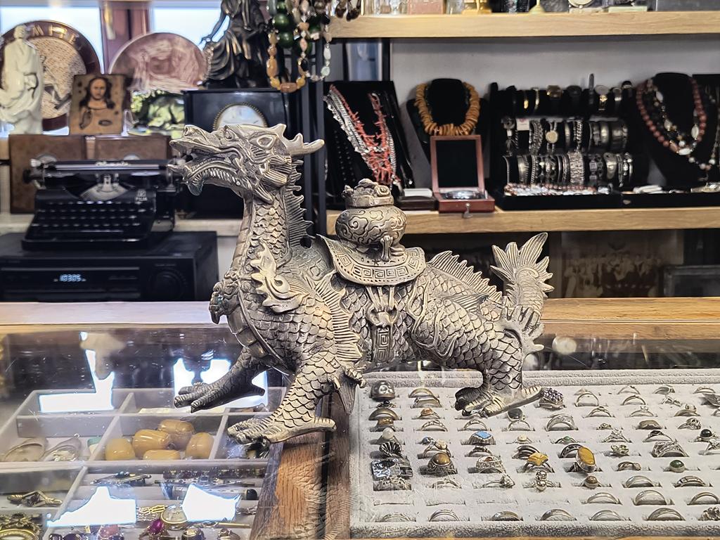 Duża figurka smoka - Chiny, XX w.