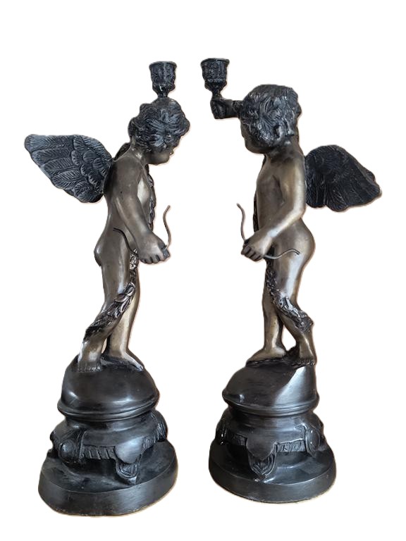 Para świeczników z brązu - anioły - sygn. CHIPARUS