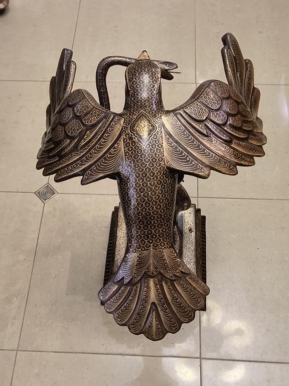 Duża figurka - orzeł z wężami - Persja