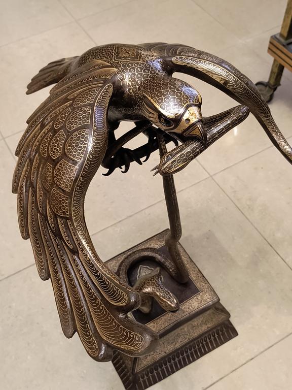 Duża figurka - orzeł z wężami - Persja