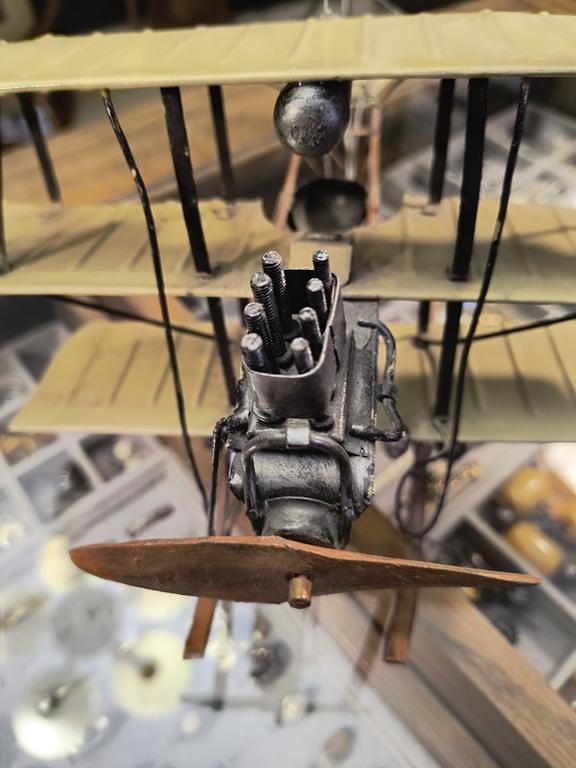 Metalowy model samolotu