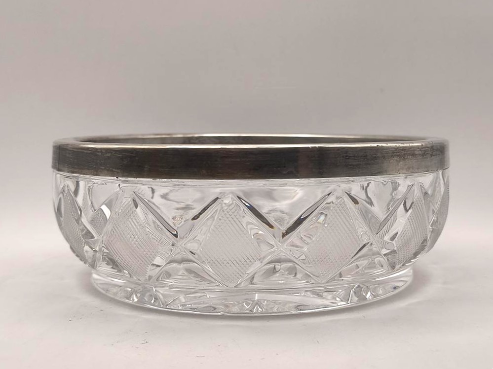 Misa kryształowa okuwana