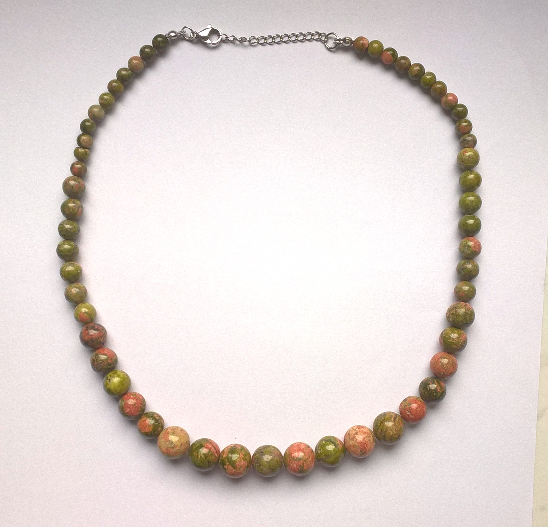 Naszyjnik z kamienia - unakitu